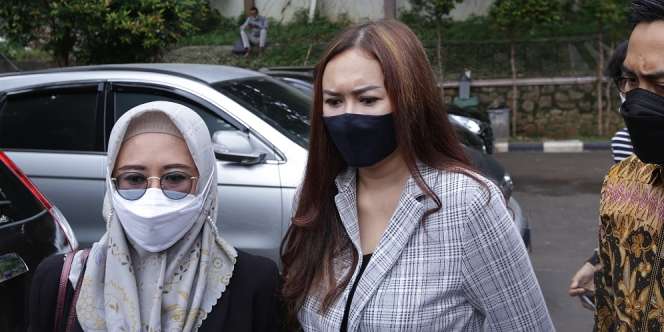 Penampilan Aura Kasih yang Kini Sandang Status Janda
