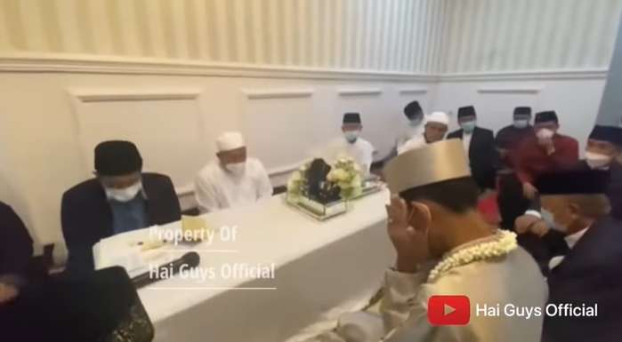 10 Potret Pernikahan Ustaz Abdul Somad dan Fatimah
