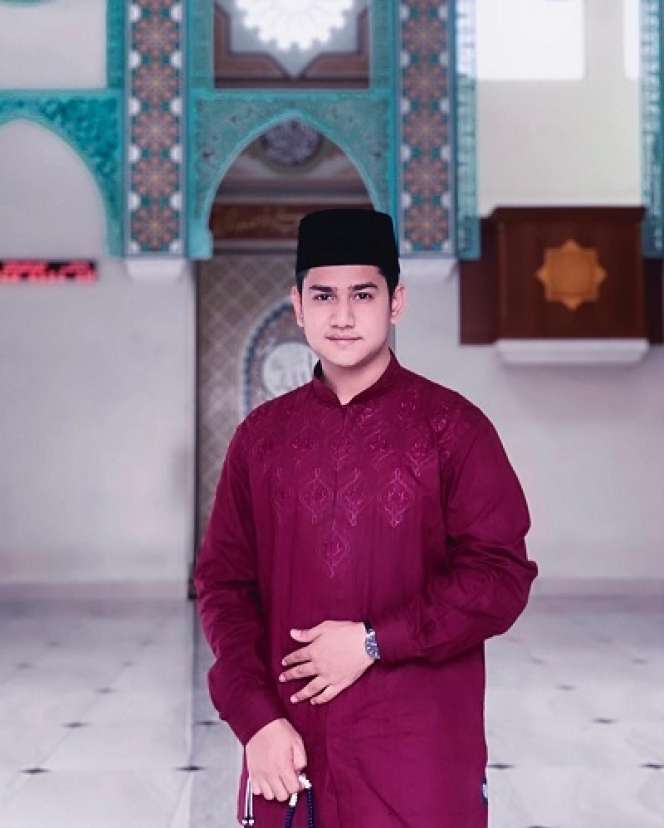 8 Potret Tampan Syakir Daulay 'Ustad David' di PPT Jilid 14