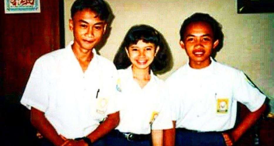 Foto Lawas 7 Juri Indonesian Idol Zaman Sekolah, Rossa Cantik!