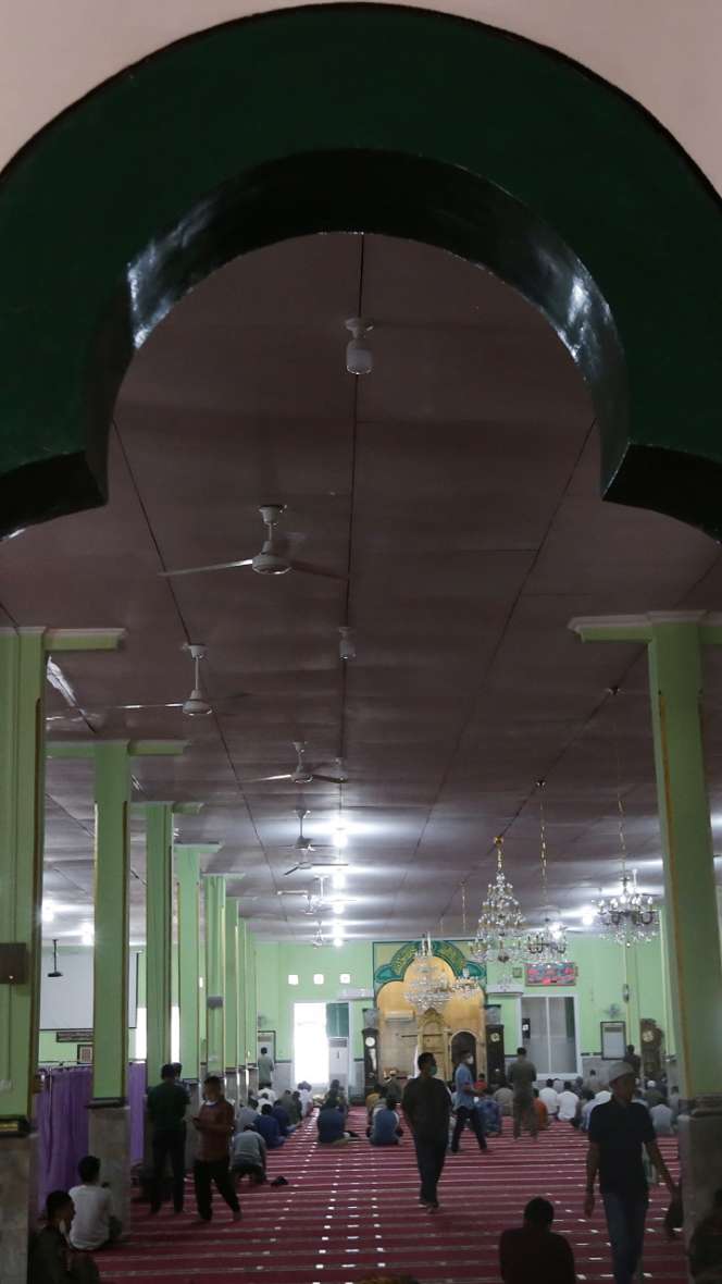 Masjid Al Makmur, Pengingat di Tengah Hiruk Pikuk Tanah Abang