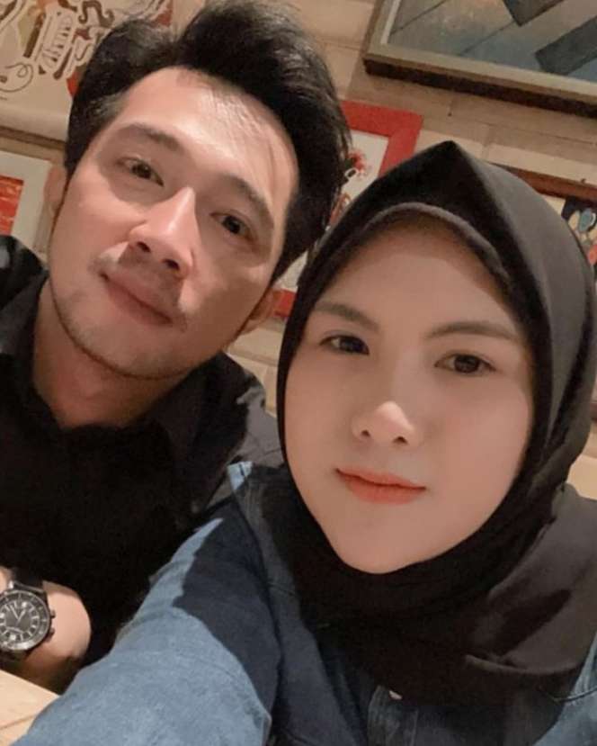 10 Potret Cantik Evelyn Nada Anjani, Makin Rajin Pakai Hijab