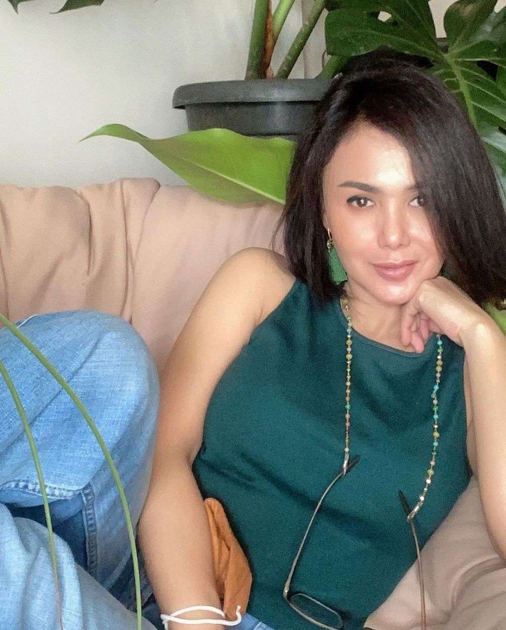 Potret 7 Diva Tanah Air Tampil Polos, Titi DJ Paling Disorot