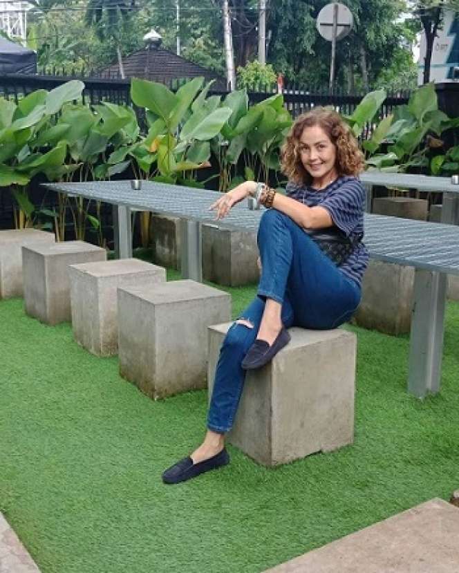 Potret 15 Seleb Tampak Awet Muda di Usia Lebih dari 50 Tahun