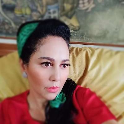 Potret 15 Seleb Tampak Awet Muda di Usia Lebih dari 50 Tahun