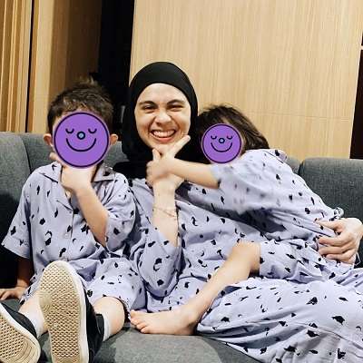 Potret 10 Seleb Cantik Kembaran Baju dengan Anak, Kompak!