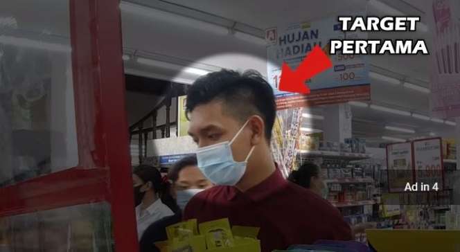 Momen Baim Wong Bayarin Semua Pengunjung di Minimarket
