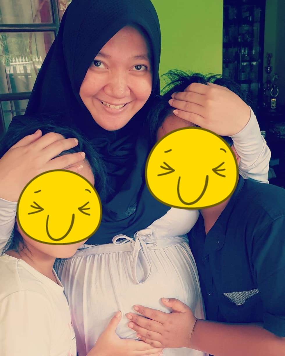 Mempesona, 7 Potret Sulis Penyanyi Religi Tanpa Makeup