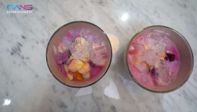 Nagita Slavina Masak Besar, Seharian Buat Ratusan Camilan