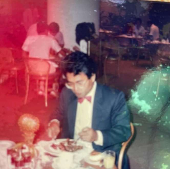 8 Foto Lawas Hotman Paris Saat Merantau di Sydney, Lugu Banget