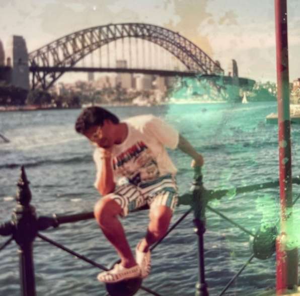 8 Foto Lawas Hotman Paris Saat Merantau di Sydney, Lugu Banget