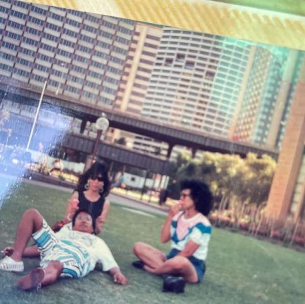 8 Foto Lawas Hotman Paris Saat Merantau di Sydney, Lugu Banget