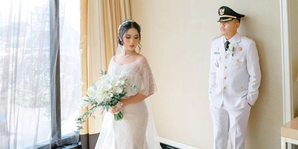Cantiknya Witrie Gita, Nyonya Wakil Bupati Termuda Indonesia