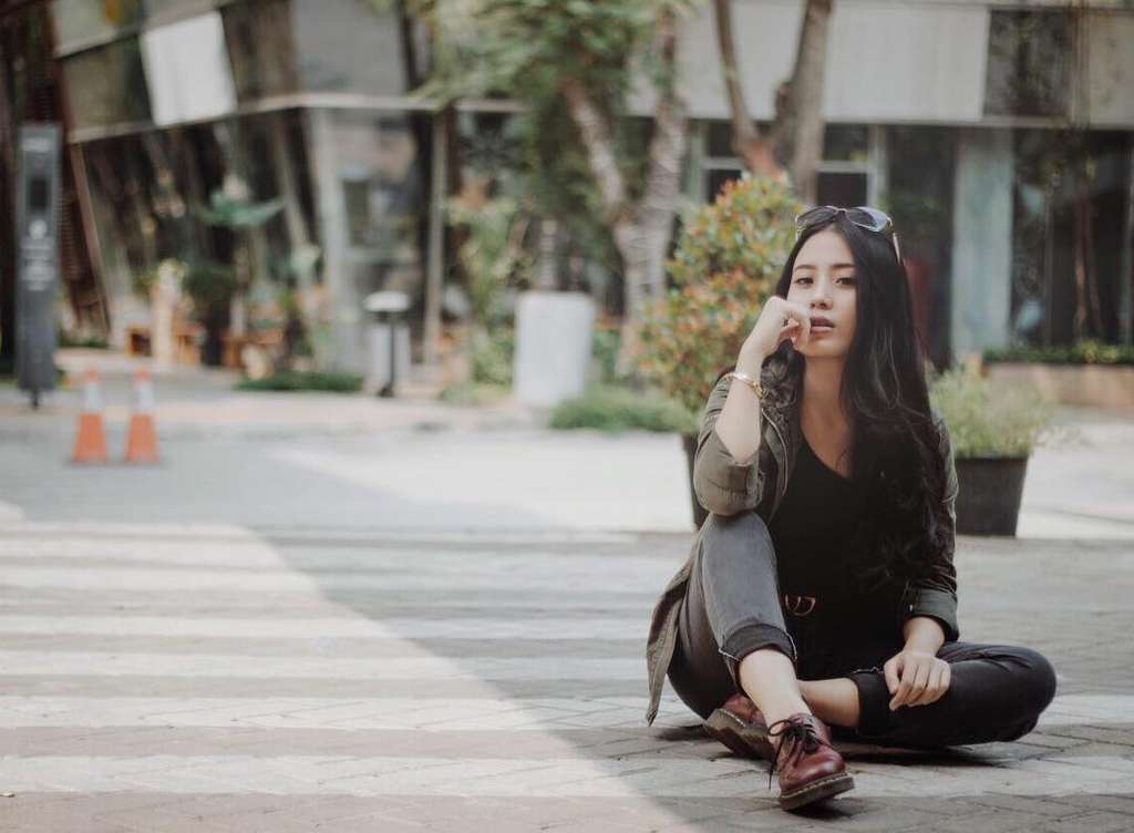 Cantiknya Witrie Gita, Nyonya Wakil Bupati Termuda Indonesia