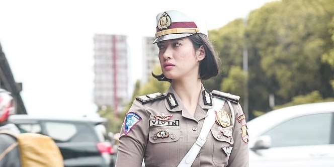 Cantiknya Iptu Vivin yang Viral, Disebut Mirip Nabila Syakieb