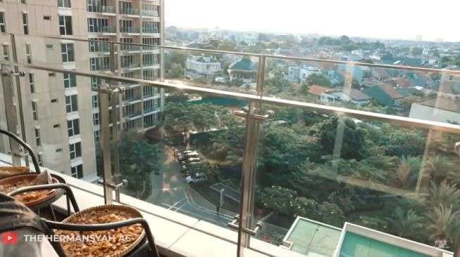 10 Foto Apartemen Baru Ashanty, Salfok Jemuran di Balkon