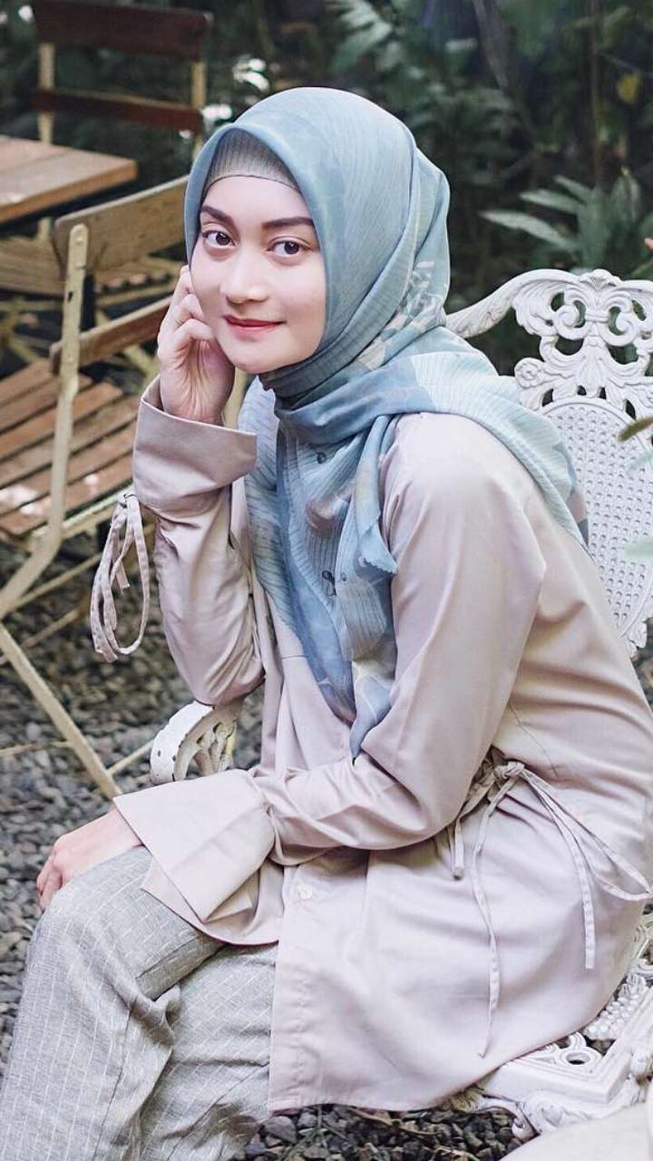 Potret Putri Indonesia Kini Mantap Berhijab