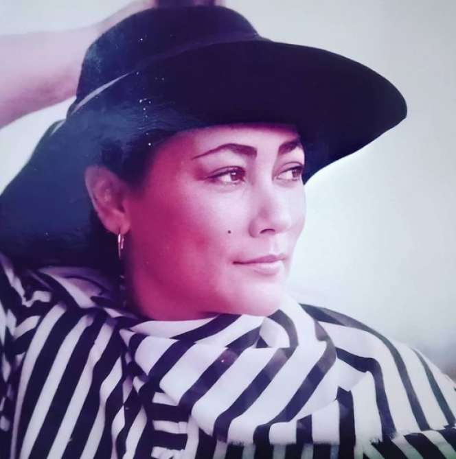 9 Potret Cantik Suzanna Semasa Muda, Jarang Tersorot!