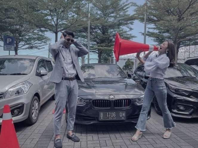 Potret Koleksi Mobil Arya Saloka, Terbaru Diberi Nama 'Mas AL'