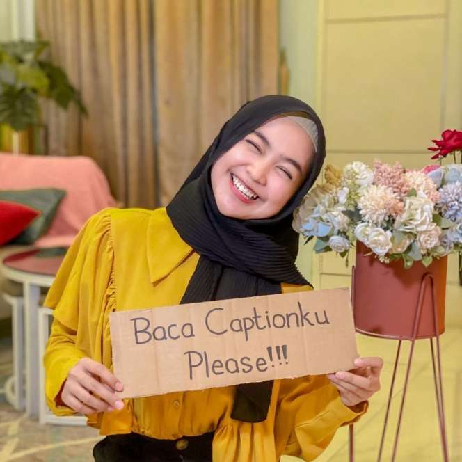 6 Potret Terbaru Ria Ricis, Dagu Lancip Jadi Omongan