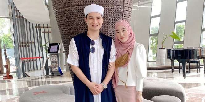 Sosok Larissa Chou yang Diisukan Bercerai dengan Alvin Faiz
