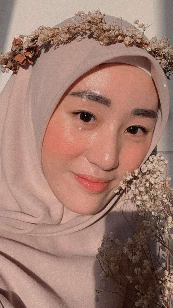 Sosok Larissa Chou yang Diisukan Bercerai dengan Alvin Faiz