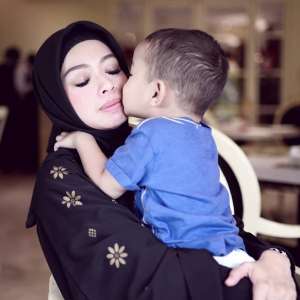 Cantiknya Istri Rionaldo Stockhorst yang Jarang Terekspos!