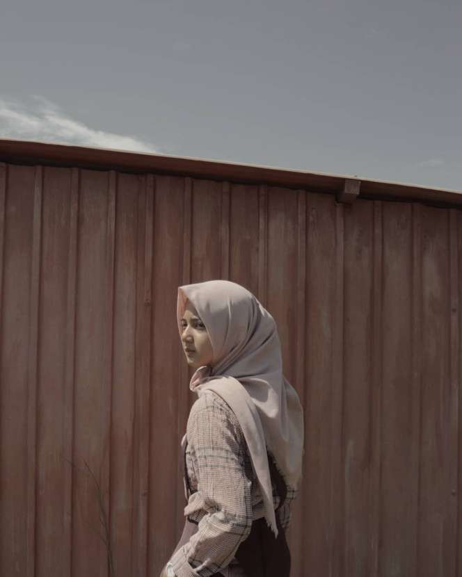 Cantiknya Cut Rauzha Amalia, Langganan Gambar Belakang Truk