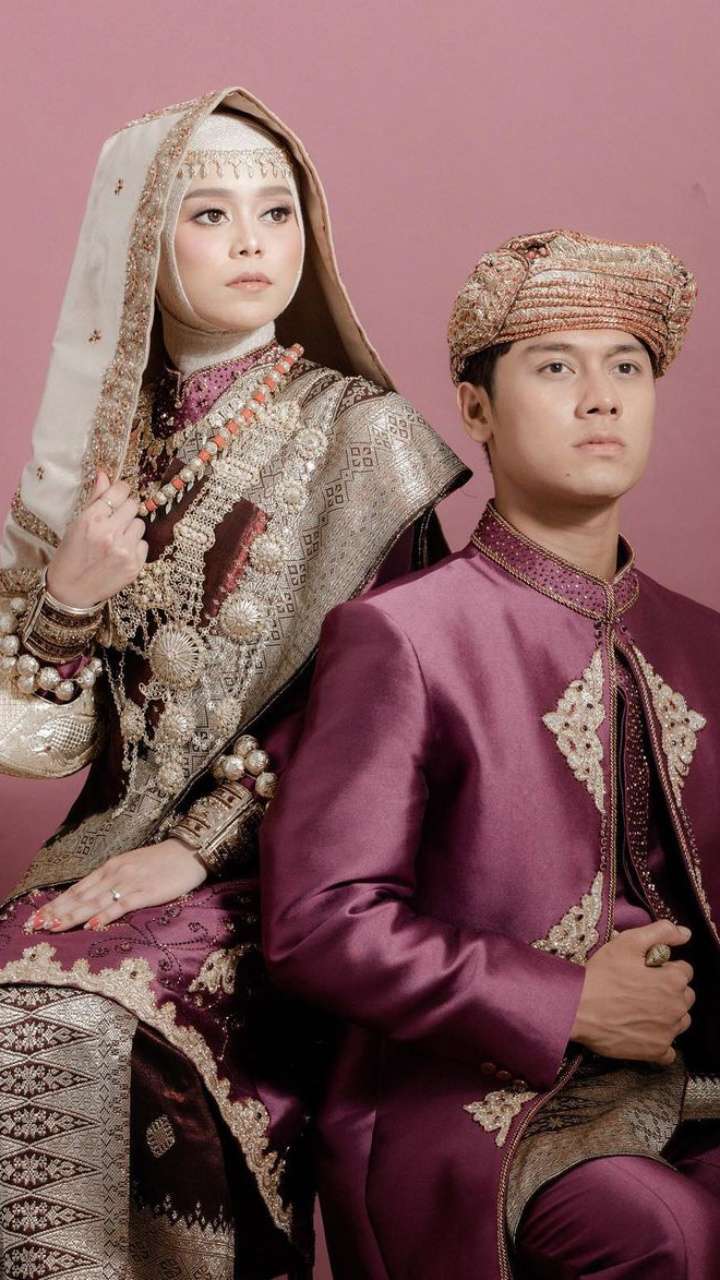 5 Potret Prewedding, Rizky Billar dan Lesty Umumkan Menikah