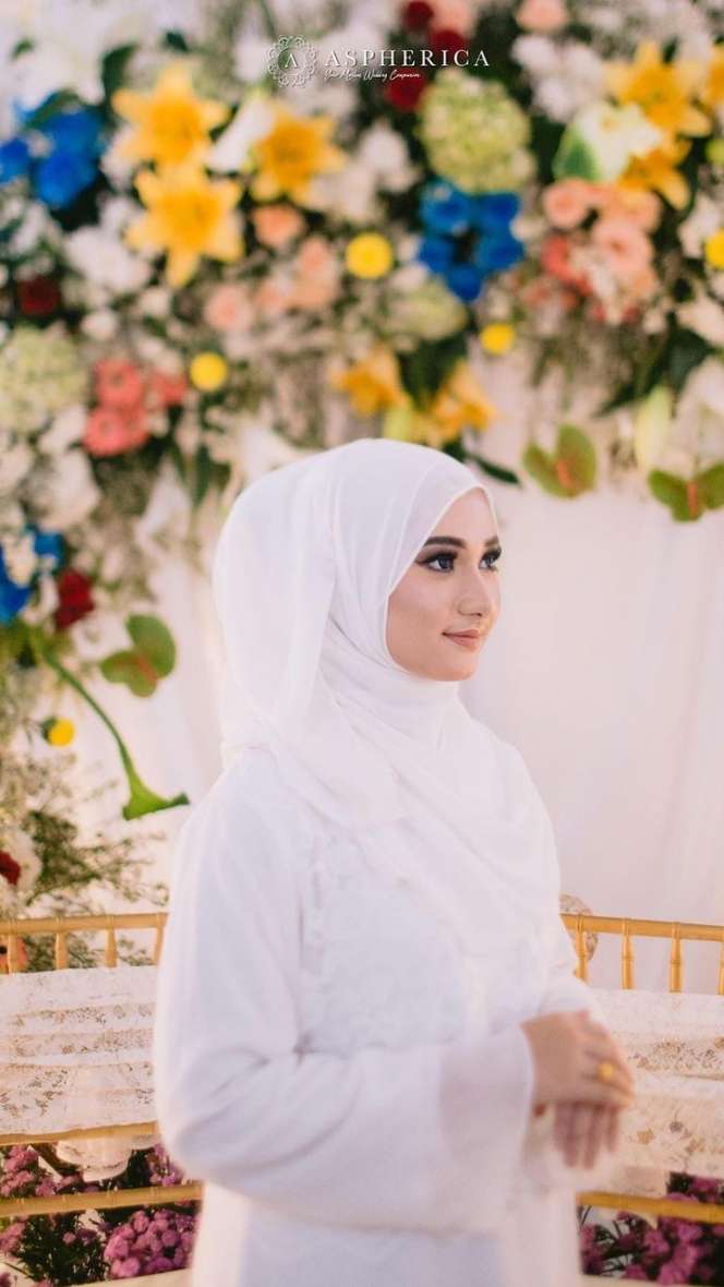 Lebih Dekat dengan Nadzira Shafa Calon Istri Anak Ustaz Arifin
