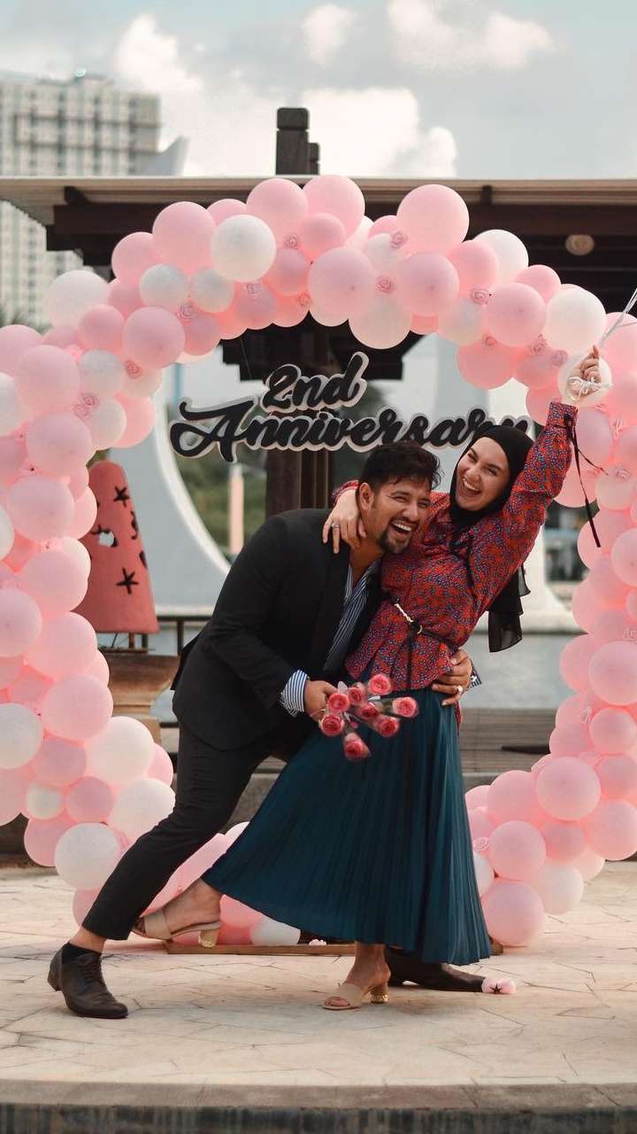 5 Selebriti yang Pacari Mantan Kekasih Sahabatnya