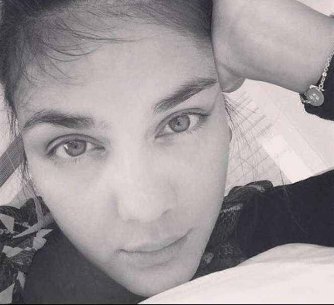 Potret Cantik Luna Maya saat Muka Bantal, Auranya Menawan!