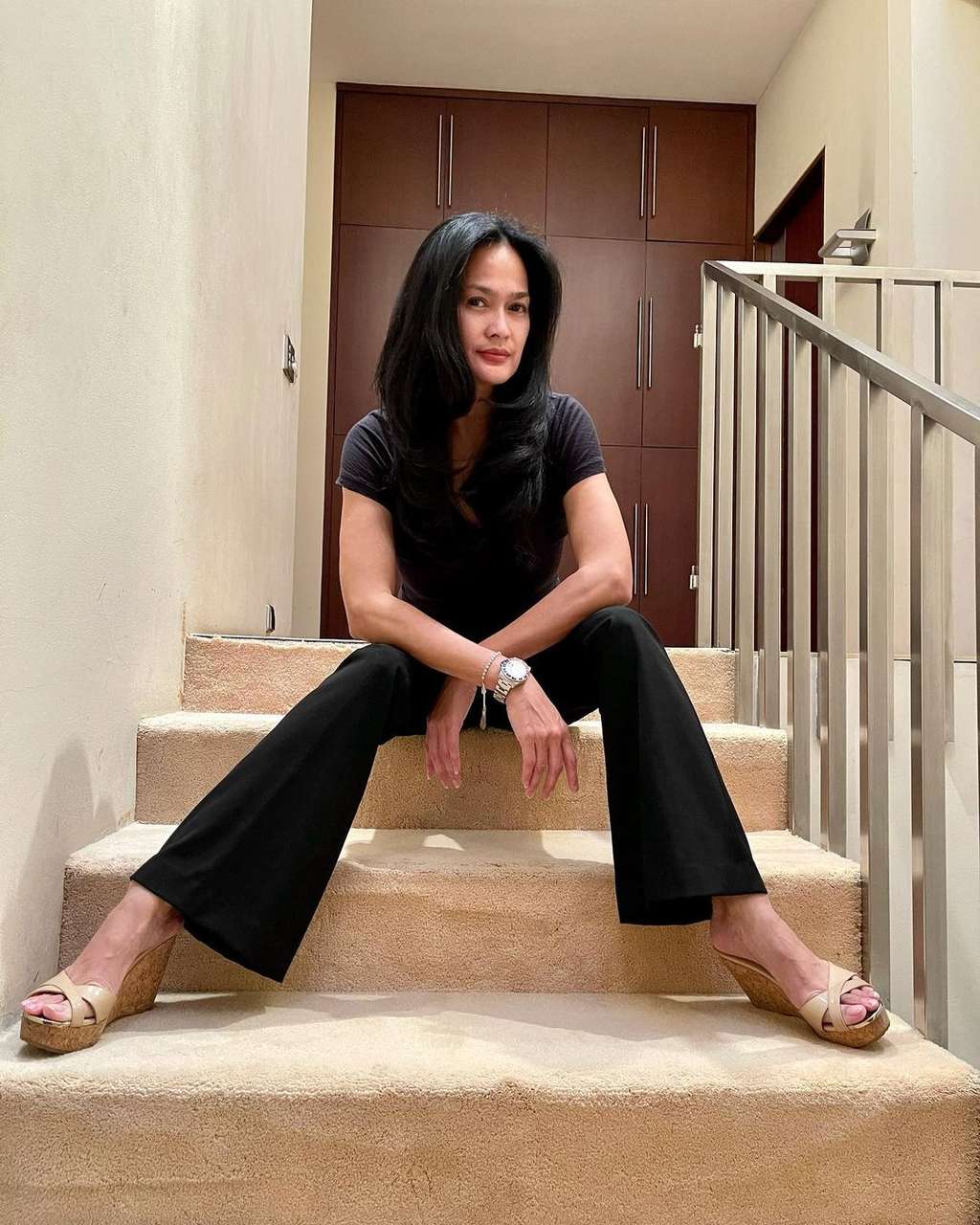 Potret 5 Artis Cantik Terlihat Awet Muda di Usia 50 Tahun