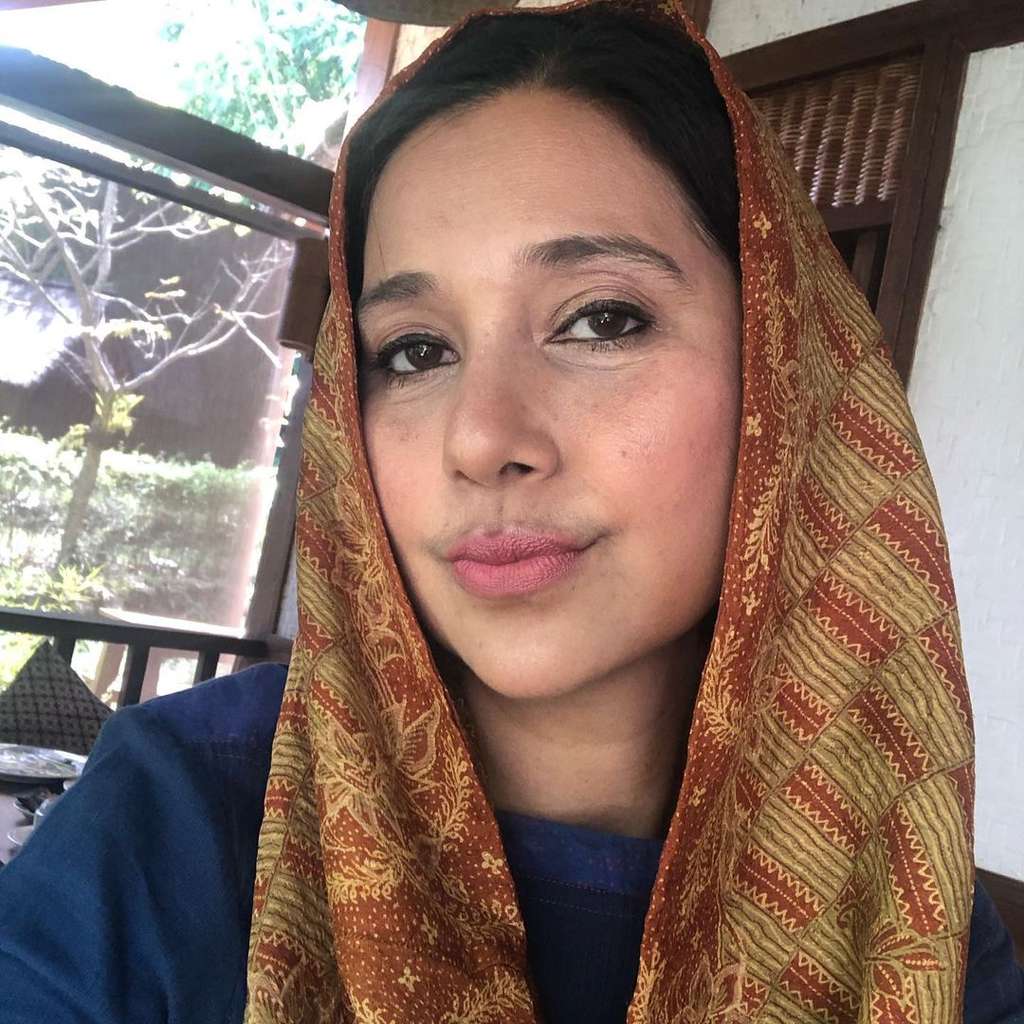 Potret 5 Artis Cantik Terlihat Awet Muda di Usia 50 Tahun