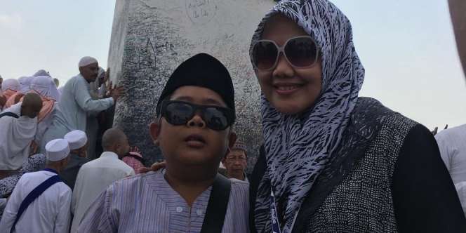 Luput dari Sorotan, Begini Potret Adul Bersama Sang Istri