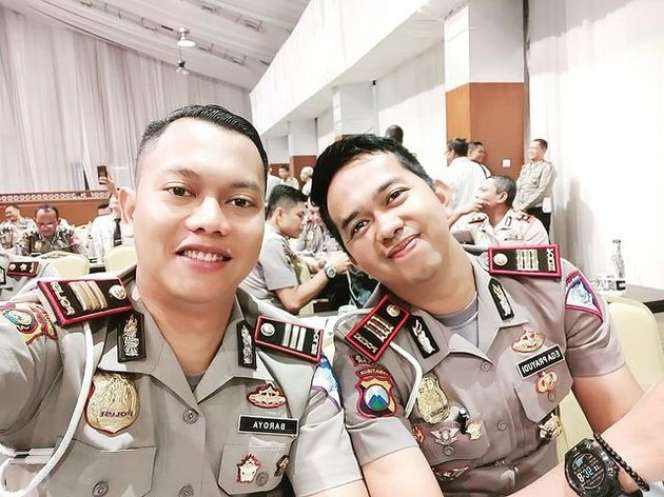 5 Potret Putra Tukul Arwana, Jabatan Mentereng dan Tampan