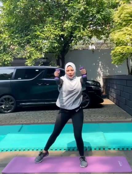 7 Momen Aurel Hermasyah Langsung Giat Olahraga Usai Keguguran