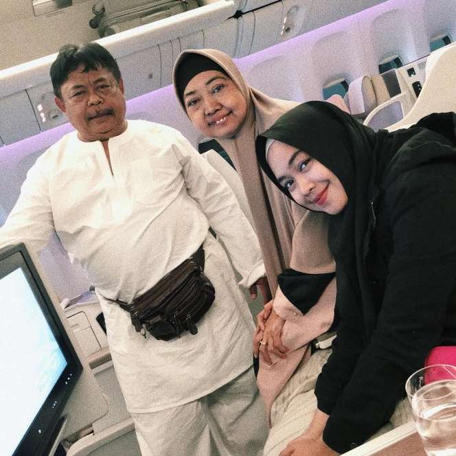 Deretan Artis yang Tak Bisa Dampingi Orangtua Saat Meninggal