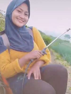 5 Pesona Novi Listiana, Eks Biduan Kini Hijrah Jadi Petani