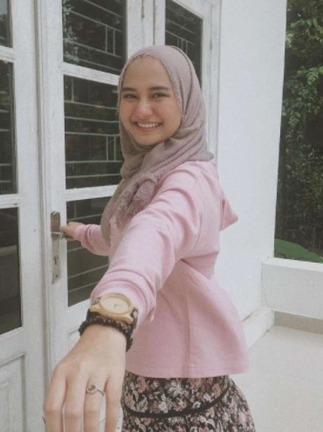 Sosok Sebenarnya Nadzira Shafa, Istri Ameer Azzikra