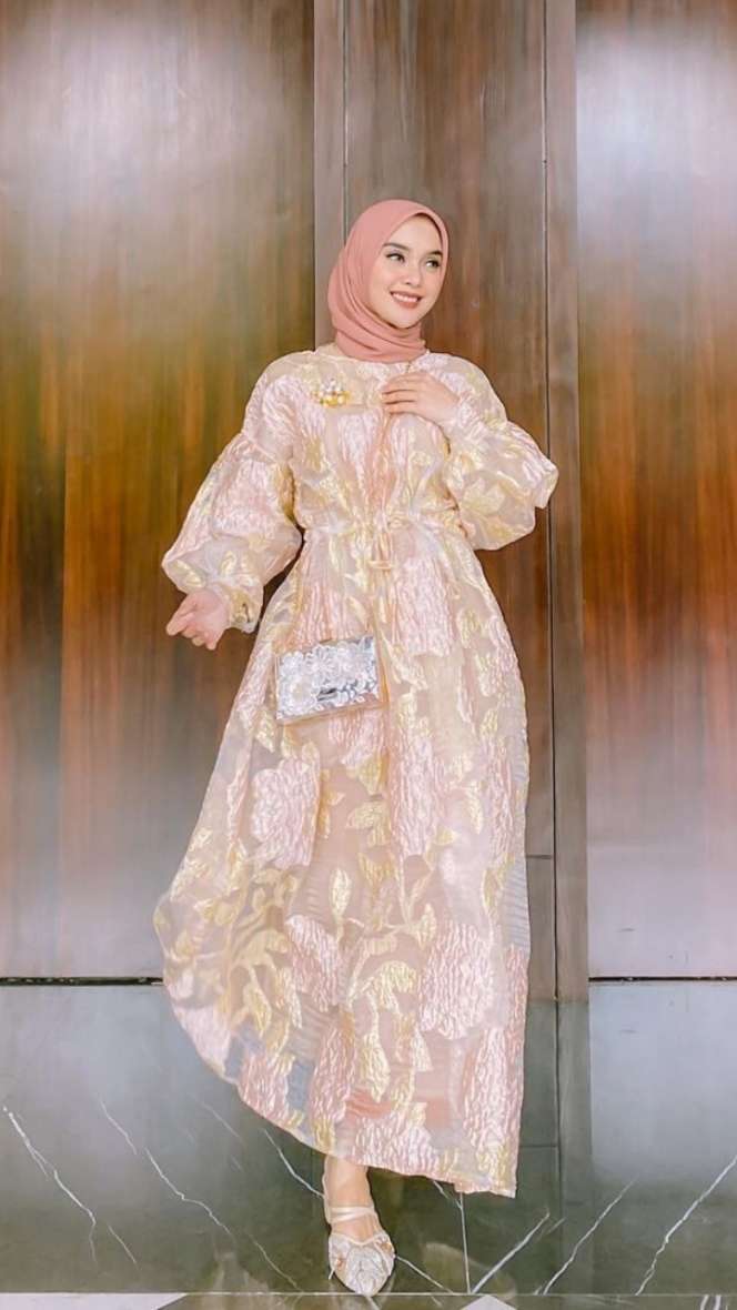 5 Style Hijab Kondangan ala Selebgram Tiqasya