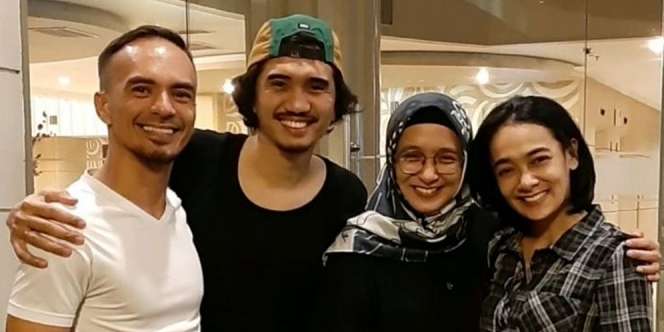 Deretan Artis Menikah dengan Saudara Seleb, Dunia Sempat Ngab!