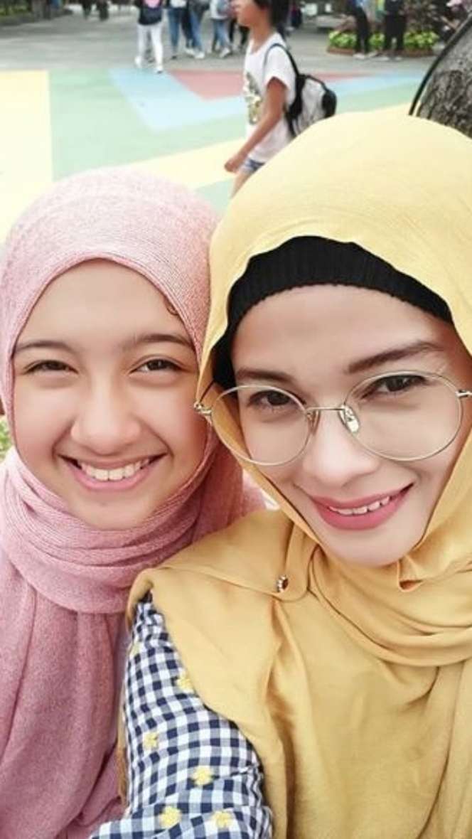 Lana Devina, Putri Primus dan Jihan Fahira yang Jarang Disorot