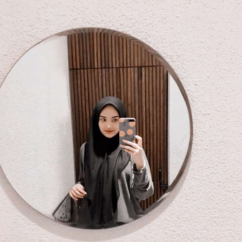 Potret 5 Wanita yang Dikabarkan Pernah Dekat Syakir Daulay