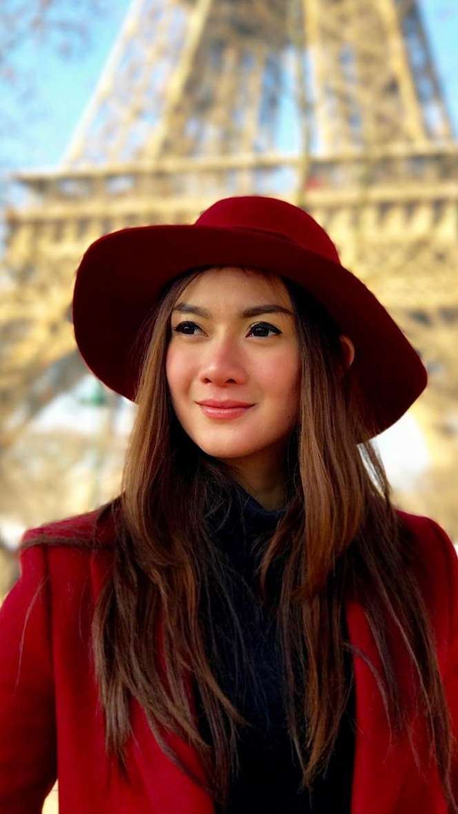 Razer Patricia Mantan Tunangan Rezky Aditya Lagi Ramai Disorot