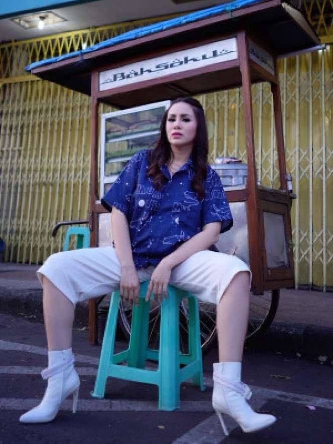 Antimainstream 5 Gaya OOTD Momo Geisha 