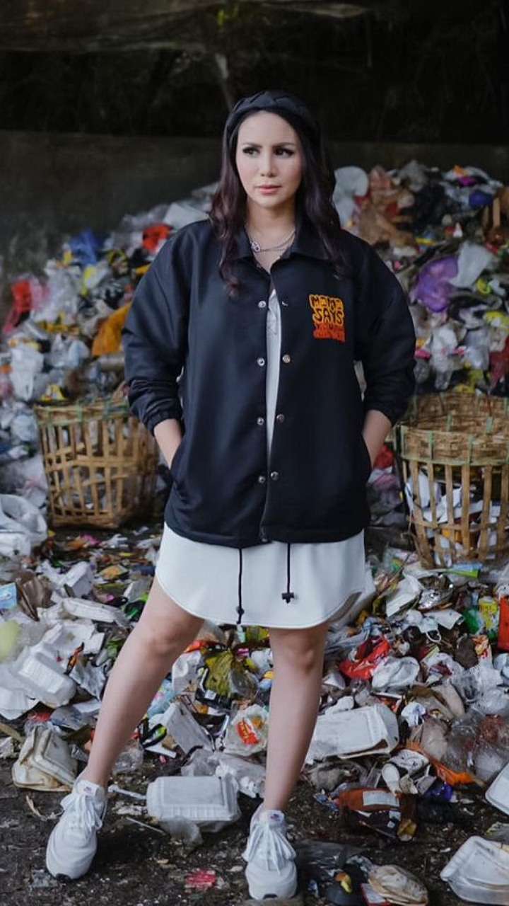 Antimainstream 5 Gaya OOTD Momo Geisha 