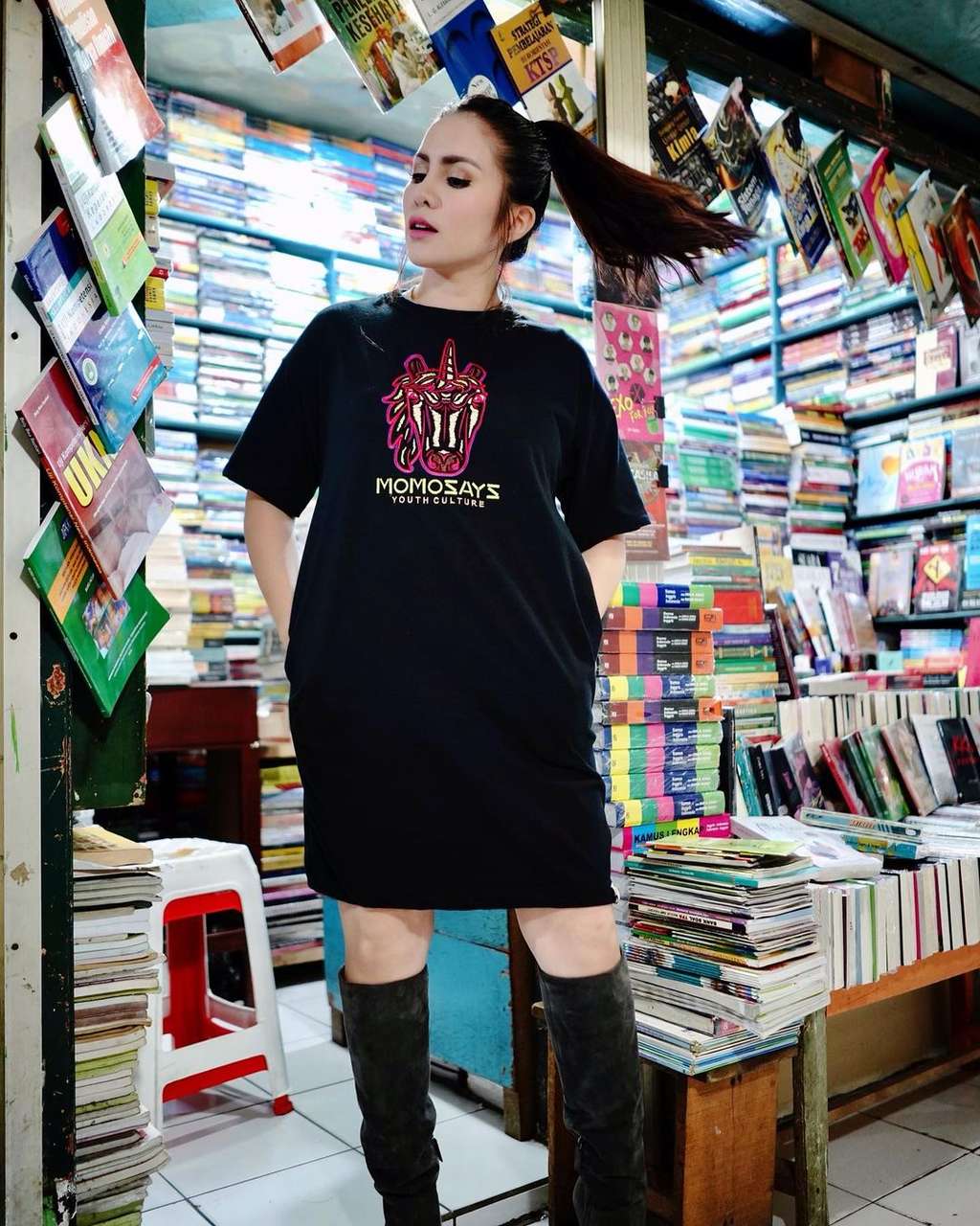 Antimainstream 5 Gaya OOTD Momo Geisha 