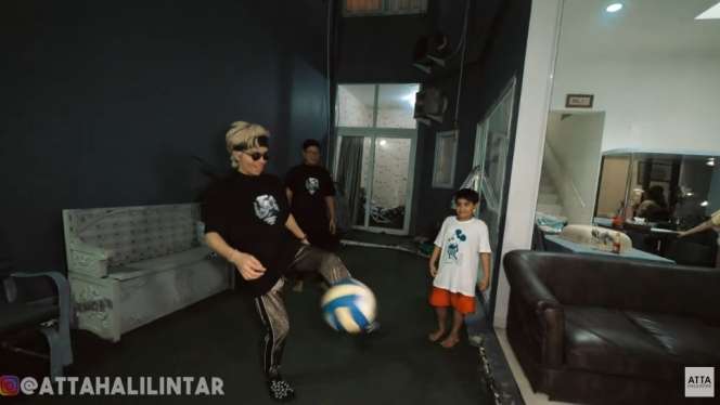 Tak Banyak yang Tahu, 10 Foto Rumah Mewah Andika Babang Tamvan