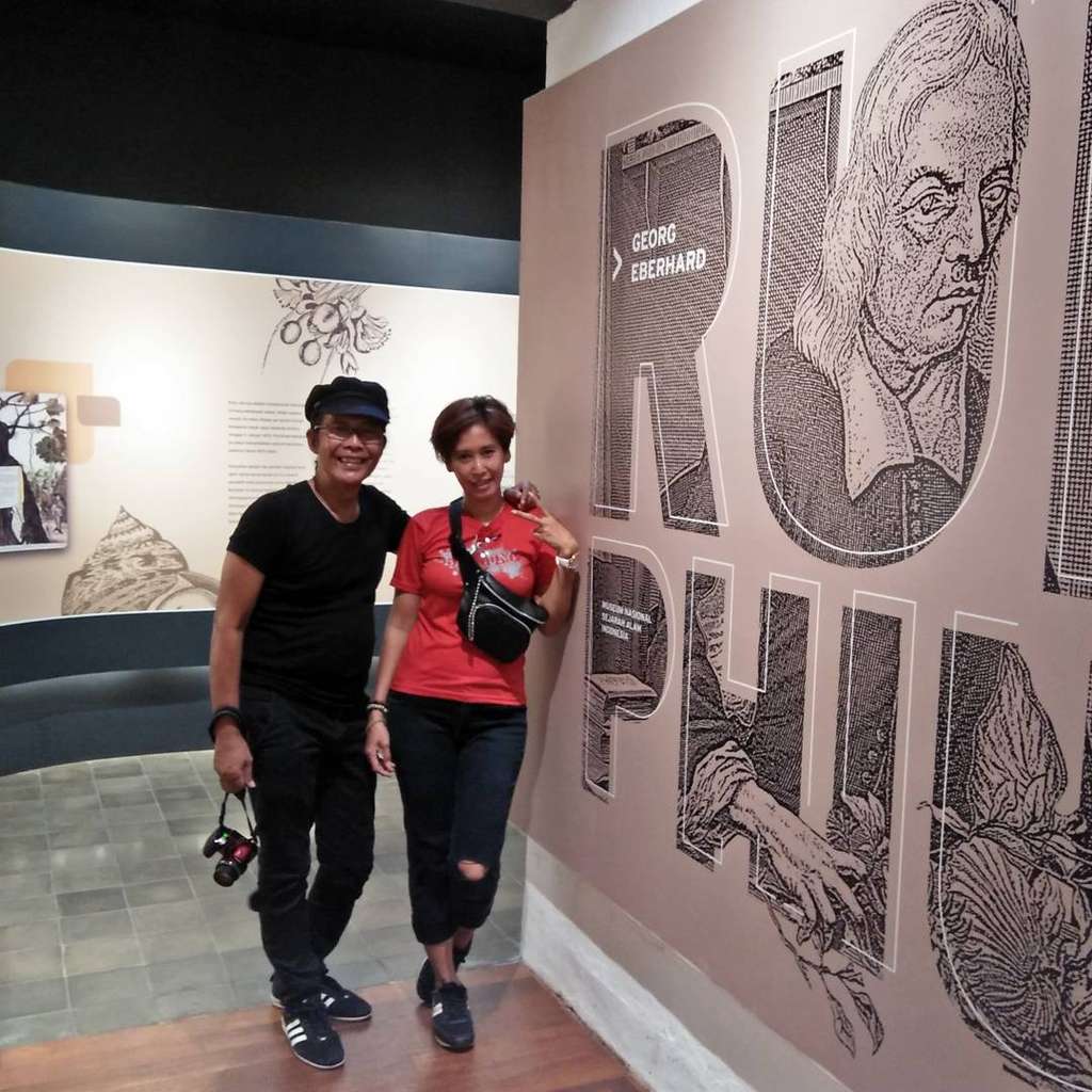 Jauh dari Sorotan, Potret Mesra Jaka Jinny Oh Jinny dan Istri